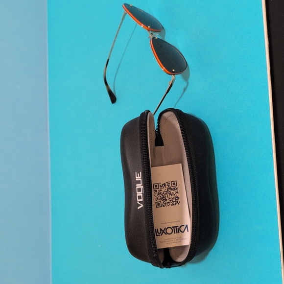 Vogue, sunglasses, cat, orange, gold, brown - Picture 4 of 8